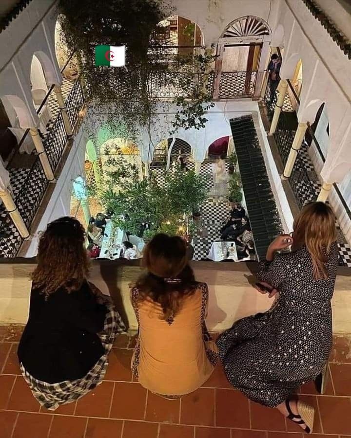 ¿Cómo se vive la noche en Argelia? Fiesta, discotecas y música en vivo.